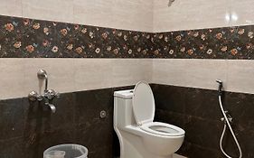 Rg Suites Xotel Near Nimhans Hospital